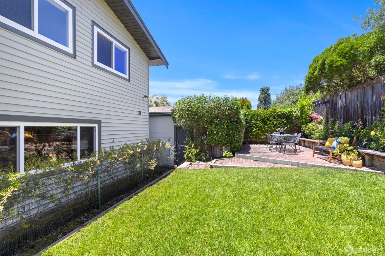 Detail Gallery Image 38 of 40 For 2464 Alida St, Oakland,  CA 95602 - 3 Beds | 2/1 Baths