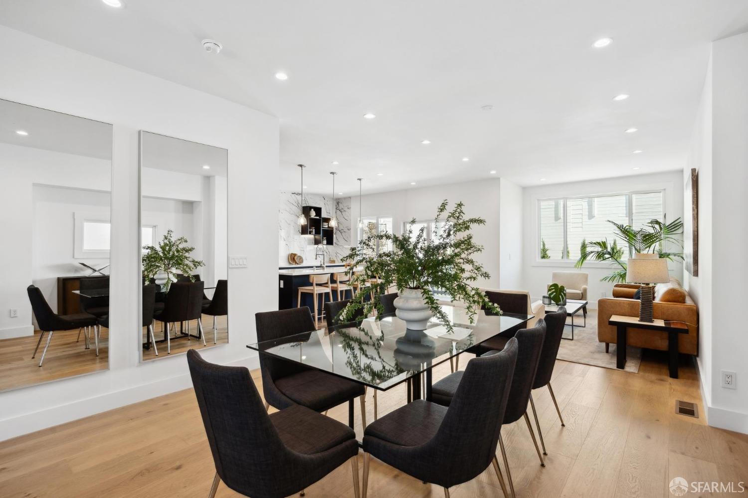 Detail Gallery Image 15 of 96 For 2418 21st Ave, San Francisco,  CA 94116 - 5 Beds | 3/1 Baths