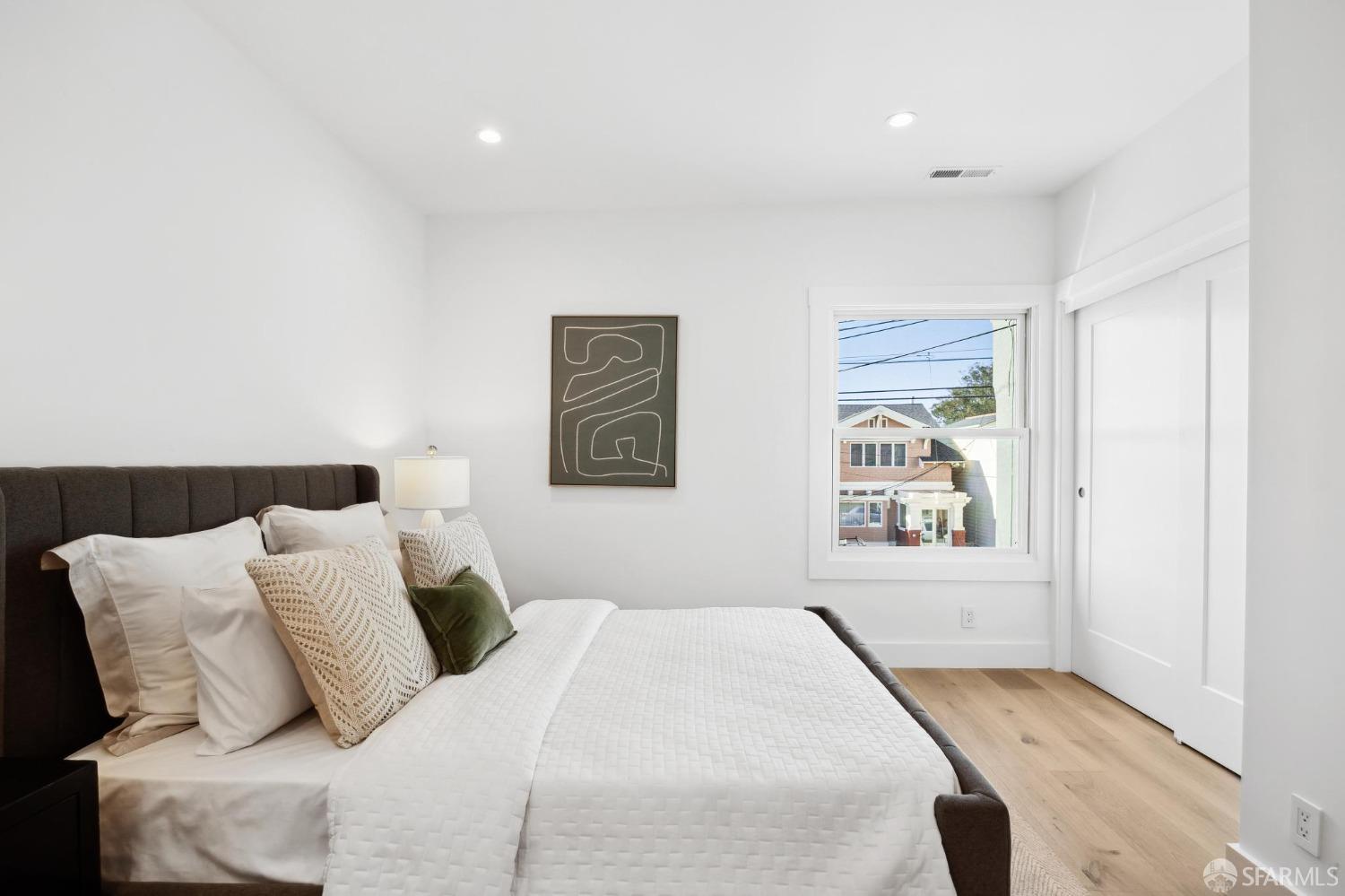 Detail Gallery Image 54 of 96 For 2418 21st Ave, San Francisco,  CA 94116 - 5 Beds | 3/1 Baths