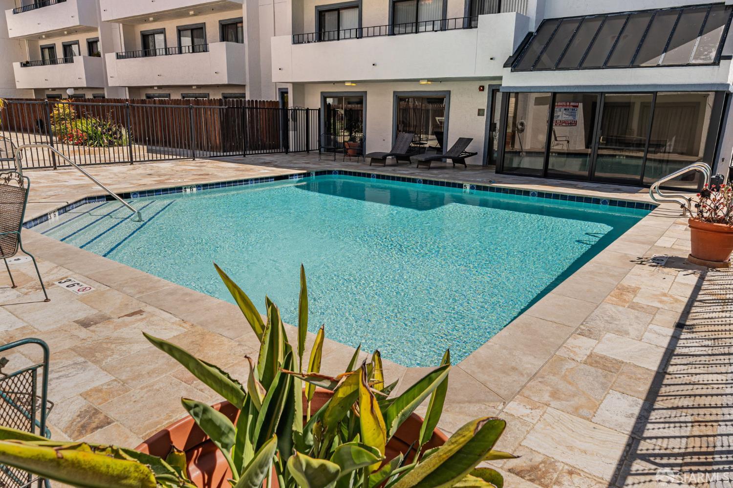Detail Gallery Image 24 of 36 For 1396 El Camino Real #110,  Millbrae,  CA 94030 - 2 Beds | 2 Baths