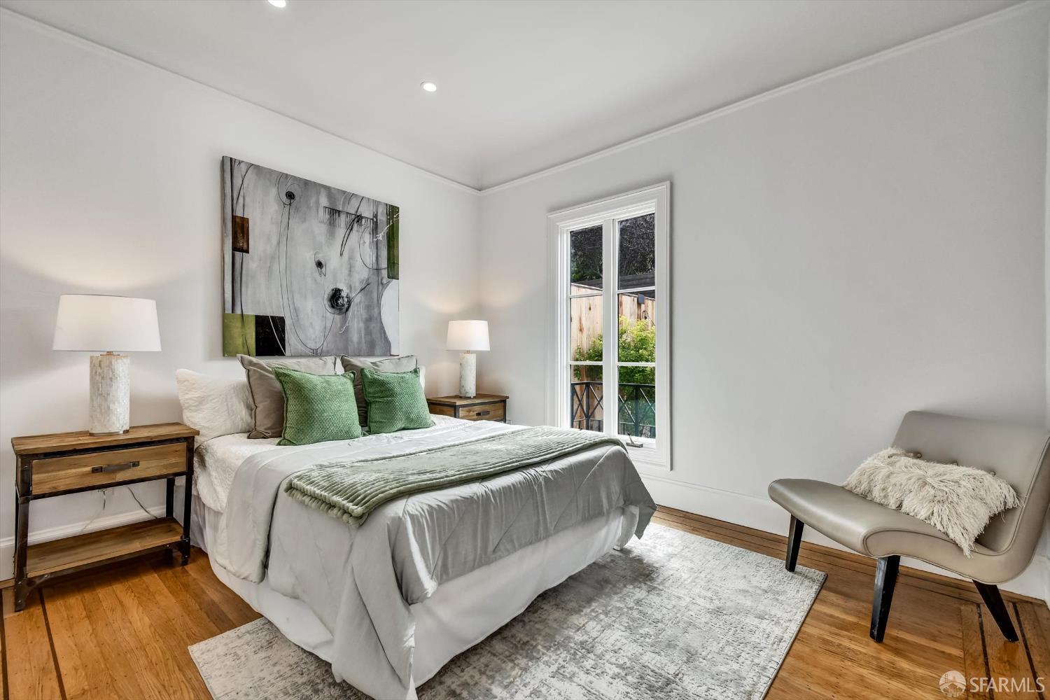 Detail Gallery Image 35 of 53 For 224 Twin Peaks Blvd, San Francisco,  CA 94114 - 3 Beds | 2/1 Baths