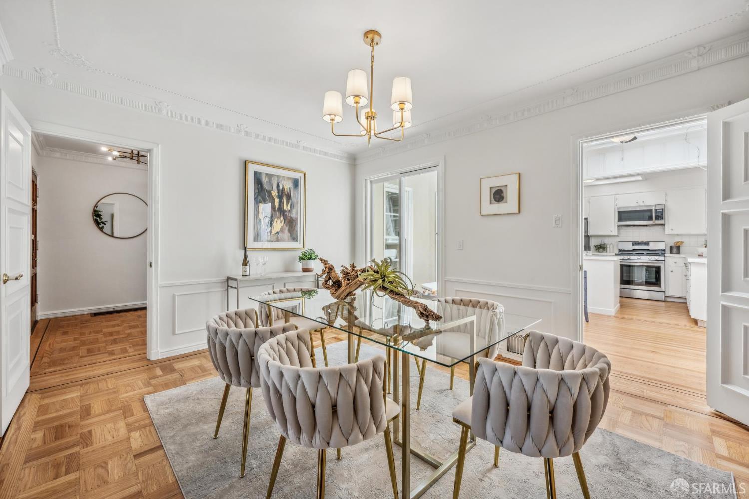 Detail Gallery Image 14 of 66 For 25 Roselyn Ter, San Francisco,  CA 94118 - 3 Beds | 2 Baths