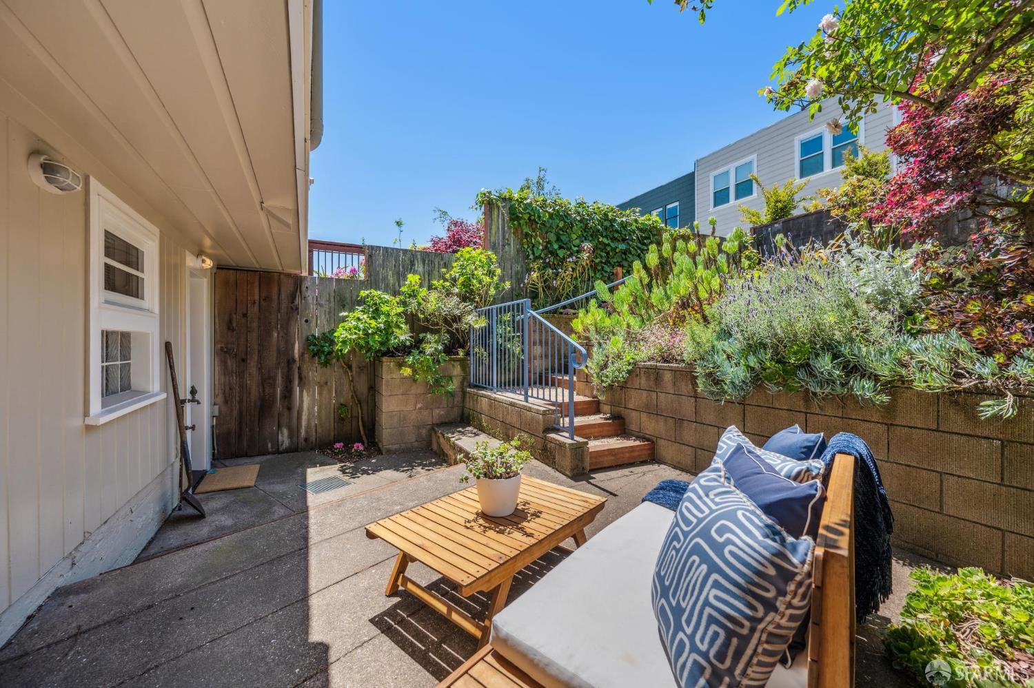 Detail Gallery Image 51 of 66 For 25 Roselyn Ter, San Francisco,  CA 94118 - 3 Beds | 2 Baths