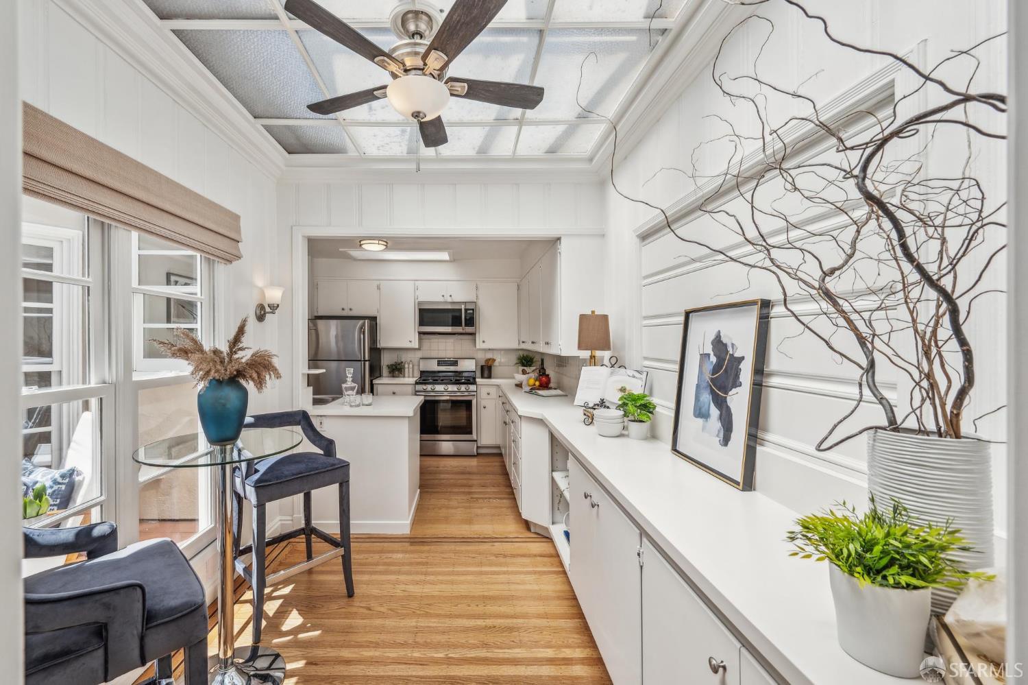 Detail Gallery Image 17 of 66 For 25 Roselyn Ter, San Francisco,  CA 94118 - 3 Beds | 2 Baths