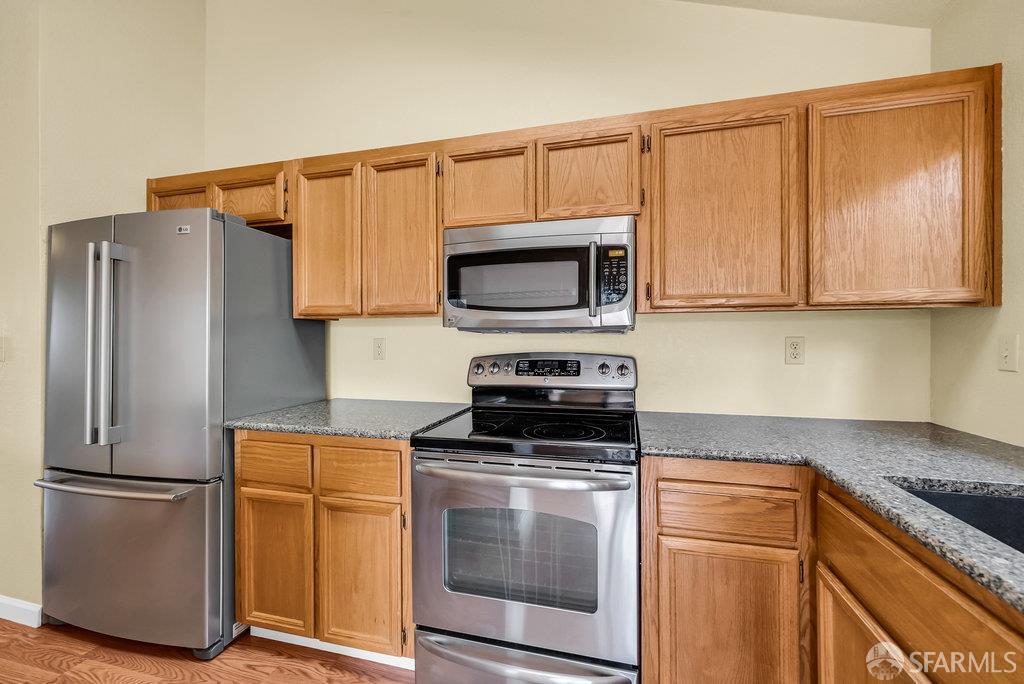 Detail Gallery Image 20 of 69 For 23599 Matthew Ct, Hayward,  CA 94541 - 3 Beds | 3 Baths