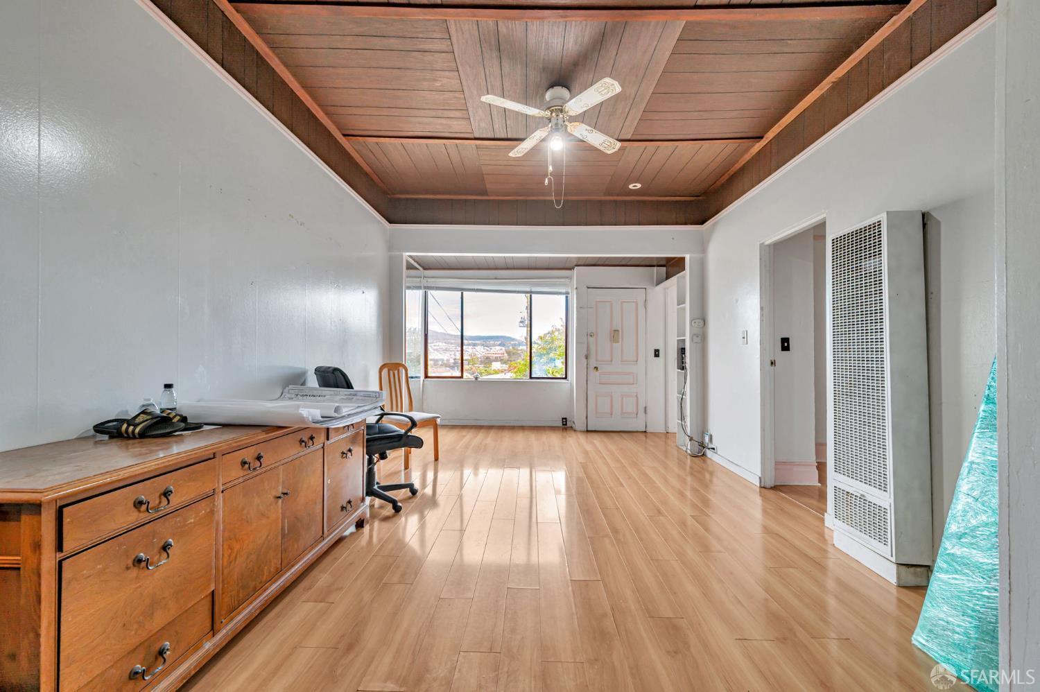 Detail Gallery Image 9 of 53 For 726 Joost Ave, San Francisco,  CA 94127 - 2 Beds | 1 Baths