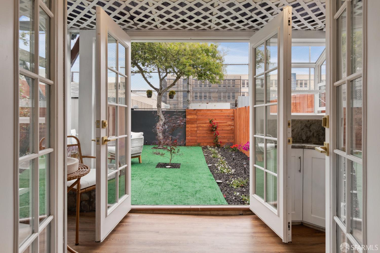 Detail Gallery Image 83 of 98 For 276 Seneca Ave, San Francisco,  CA 94112 - 5 Beds | 5 Baths