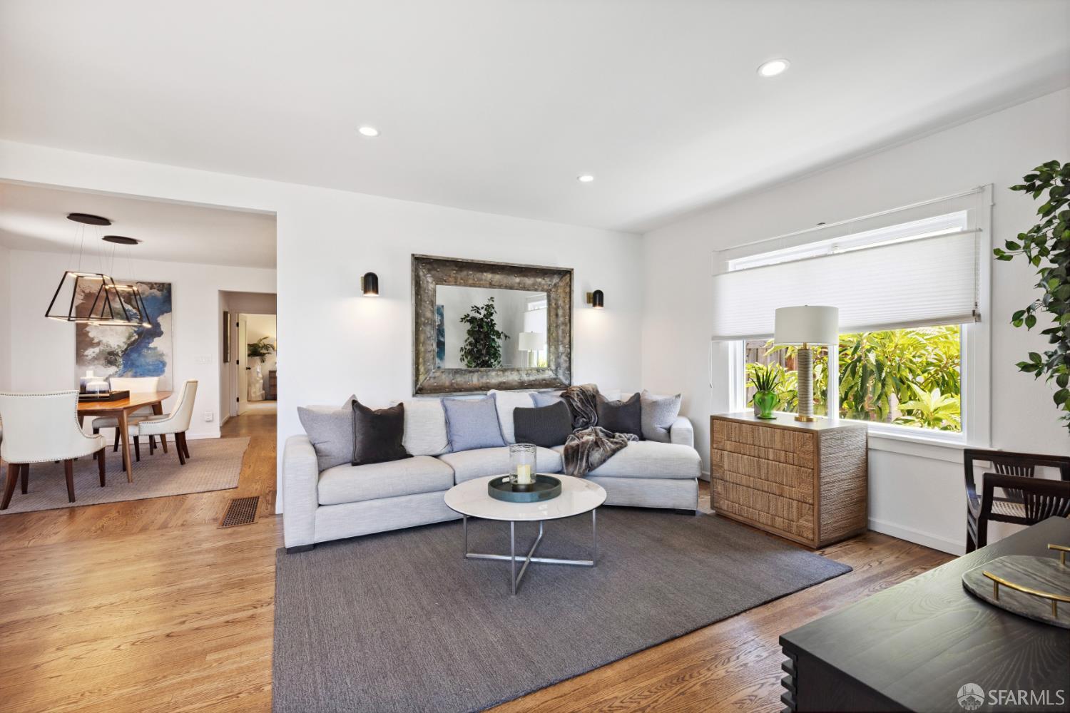 Detail Gallery Image 8 of 40 For 2464 Alida St, Oakland,  CA 95602 - 3 Beds | 2/1 Baths