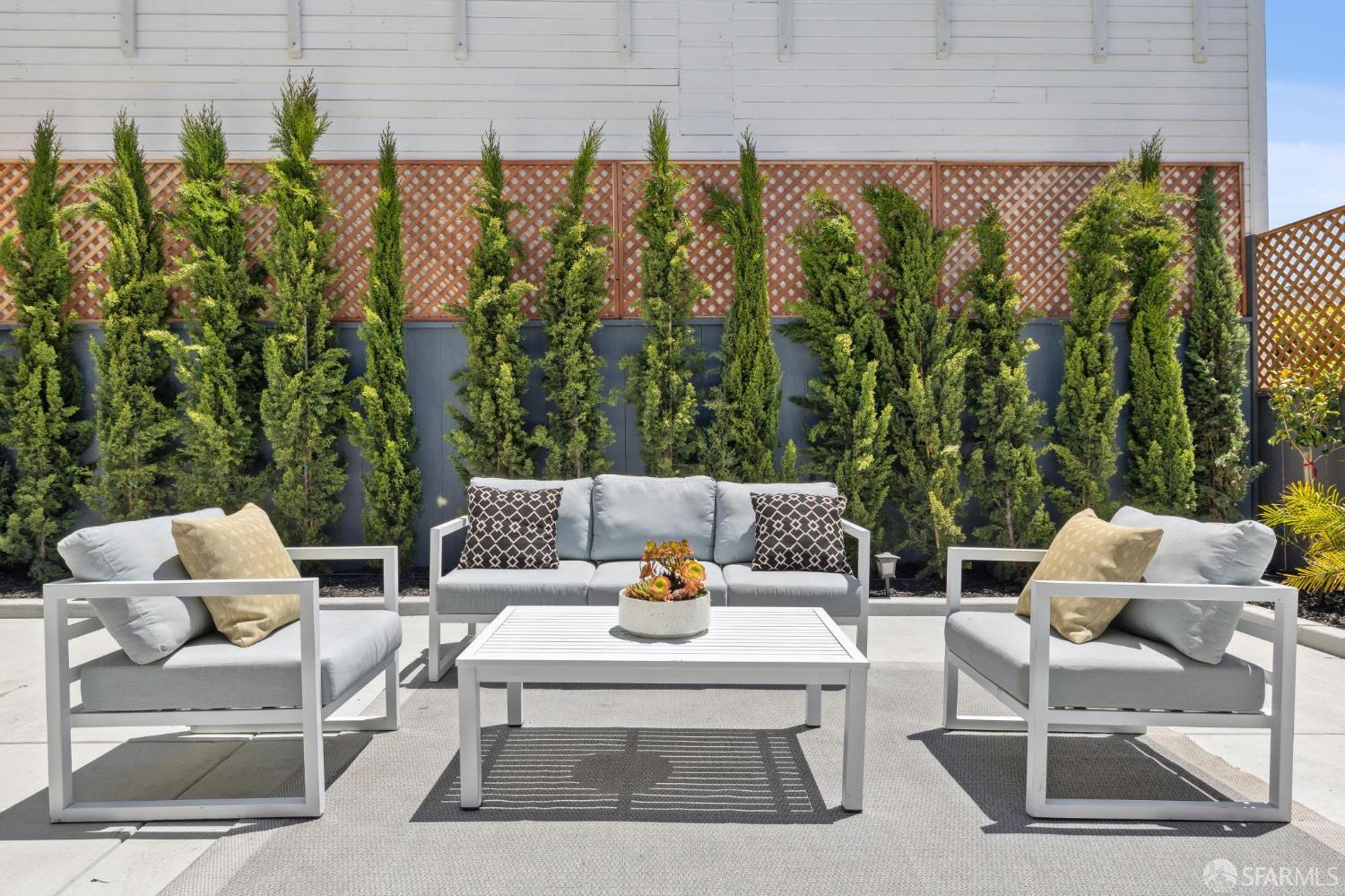 Detail Gallery Image 31 of 96 For 2418 21st Ave, San Francisco,  CA 94116 - 5 Beds | 3/1 Baths