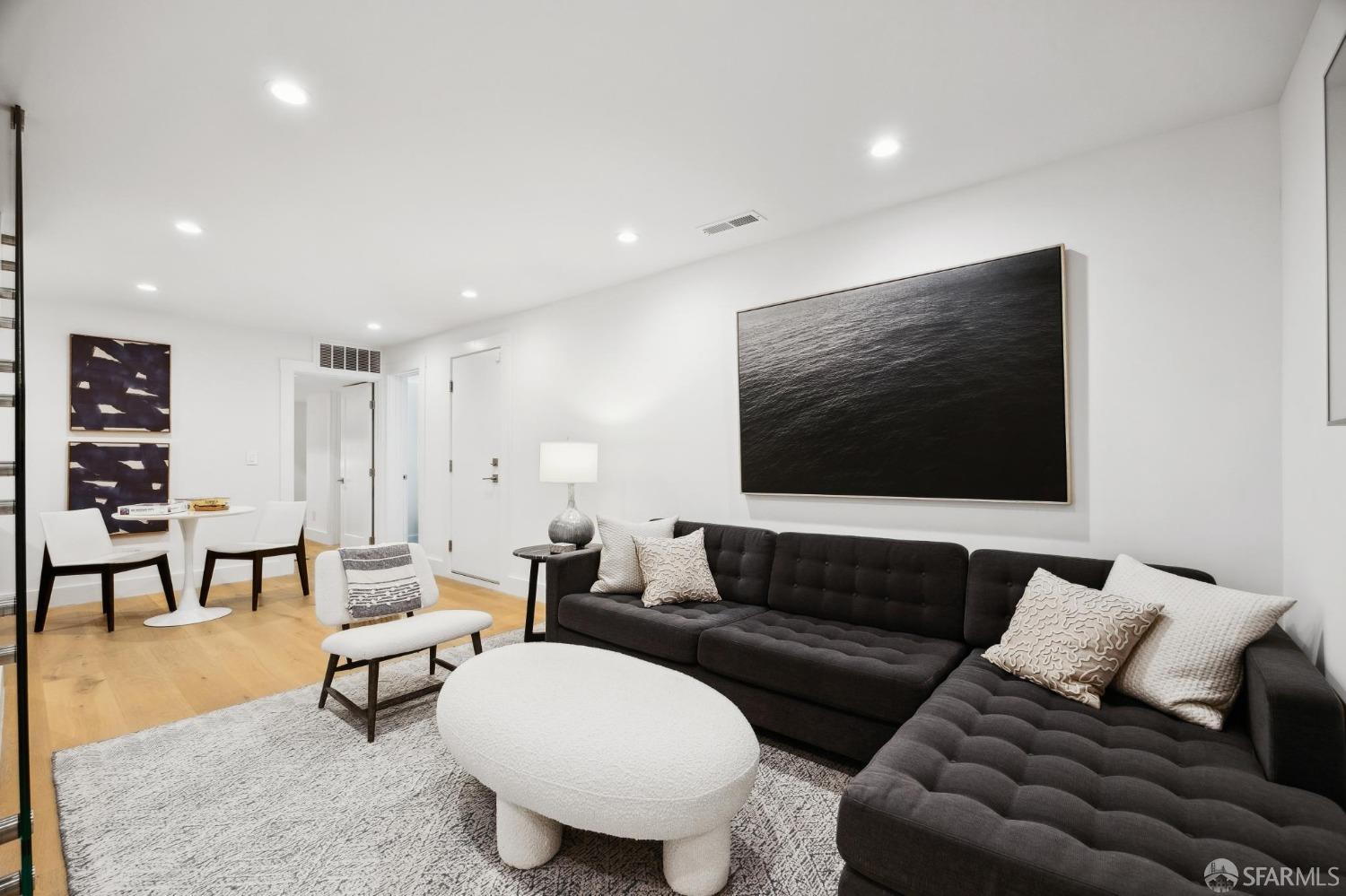 Detail Gallery Image 73 of 96 For 2418 21st Ave, San Francisco,  CA 94116 - 5 Beds | 3/1 Baths