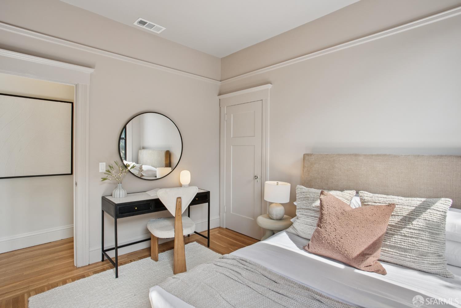 Detail Gallery Image 23 of 51 For 1396 Pacific Ave, San Francisco,  CA 94123 - 3 Beds | 2 Baths
