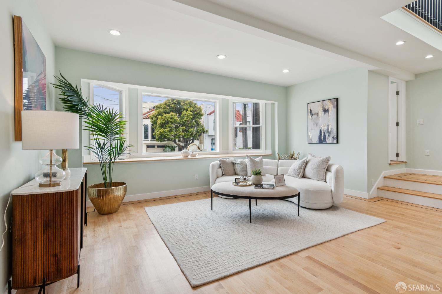 Detail Gallery Image 13 of 98 For 276 Seneca Ave, San Francisco,  CA 94112 - 5 Beds | 5 Baths