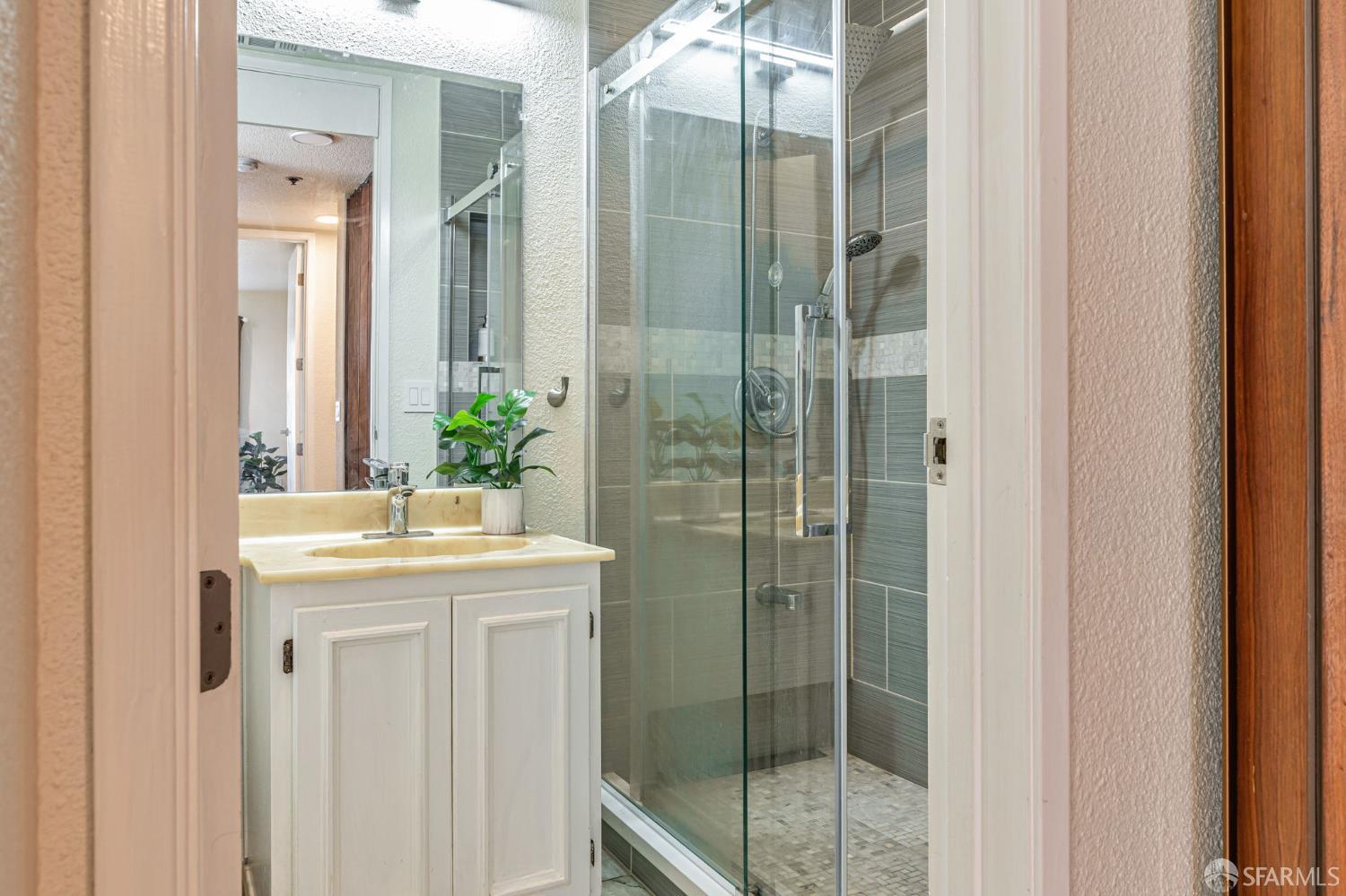 Detail Gallery Image 19 of 36 For 1396 El Camino Real #110,  Millbrae,  CA 94030 - 2 Beds | 2 Baths