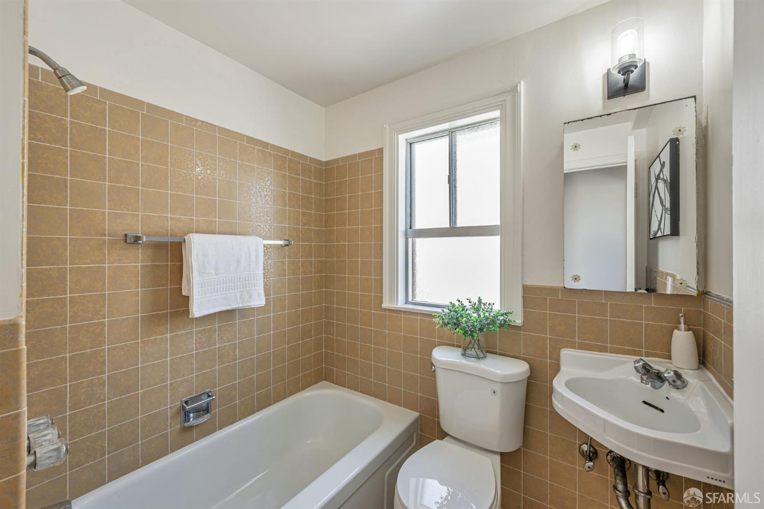 Detail Gallery Image 35 of 42 For 1601 34th Ave, San Francisco,  CA 94122 - 3 Beds | 2 Baths
