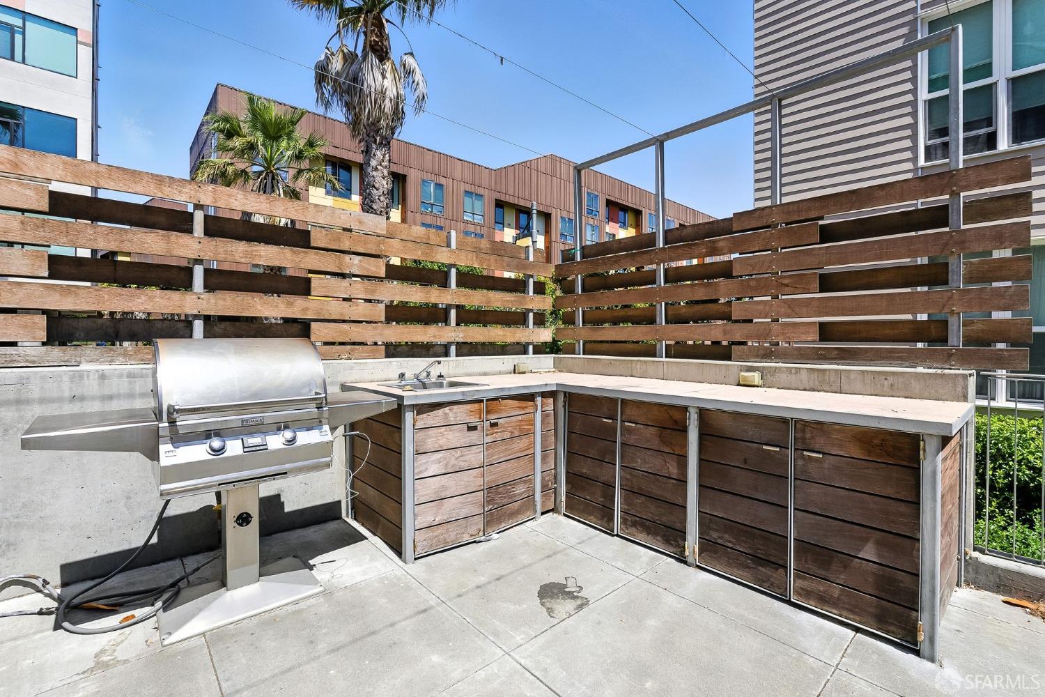 Detail Gallery Image 11 of 17 For 5800 3rd St #1401,  San Francisco,  CA 94124 - 1 Beds | 1 Baths