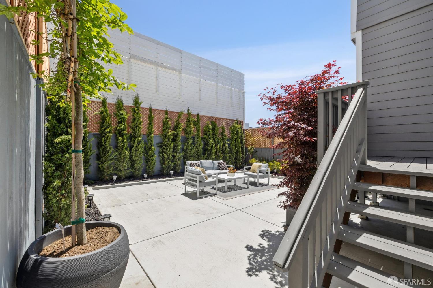Detail Gallery Image 28 of 96 For 2418 21st Ave, San Francisco,  CA 94116 - 5 Beds | 3/1 Baths