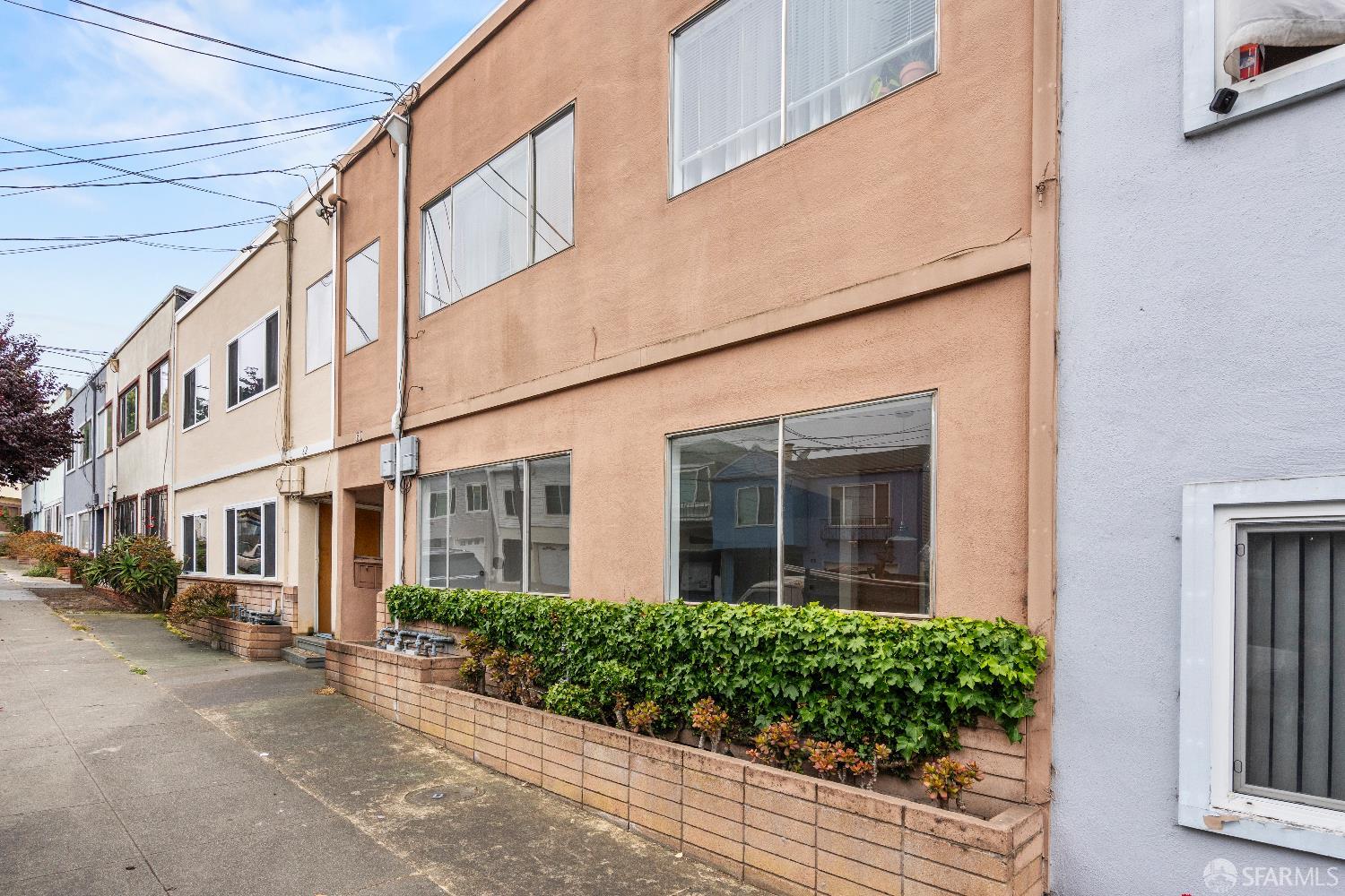 Detail Gallery Image 1 of 16 For 60 Garibaldi St, Daly City,  CA 94014 - – Beds | – Baths