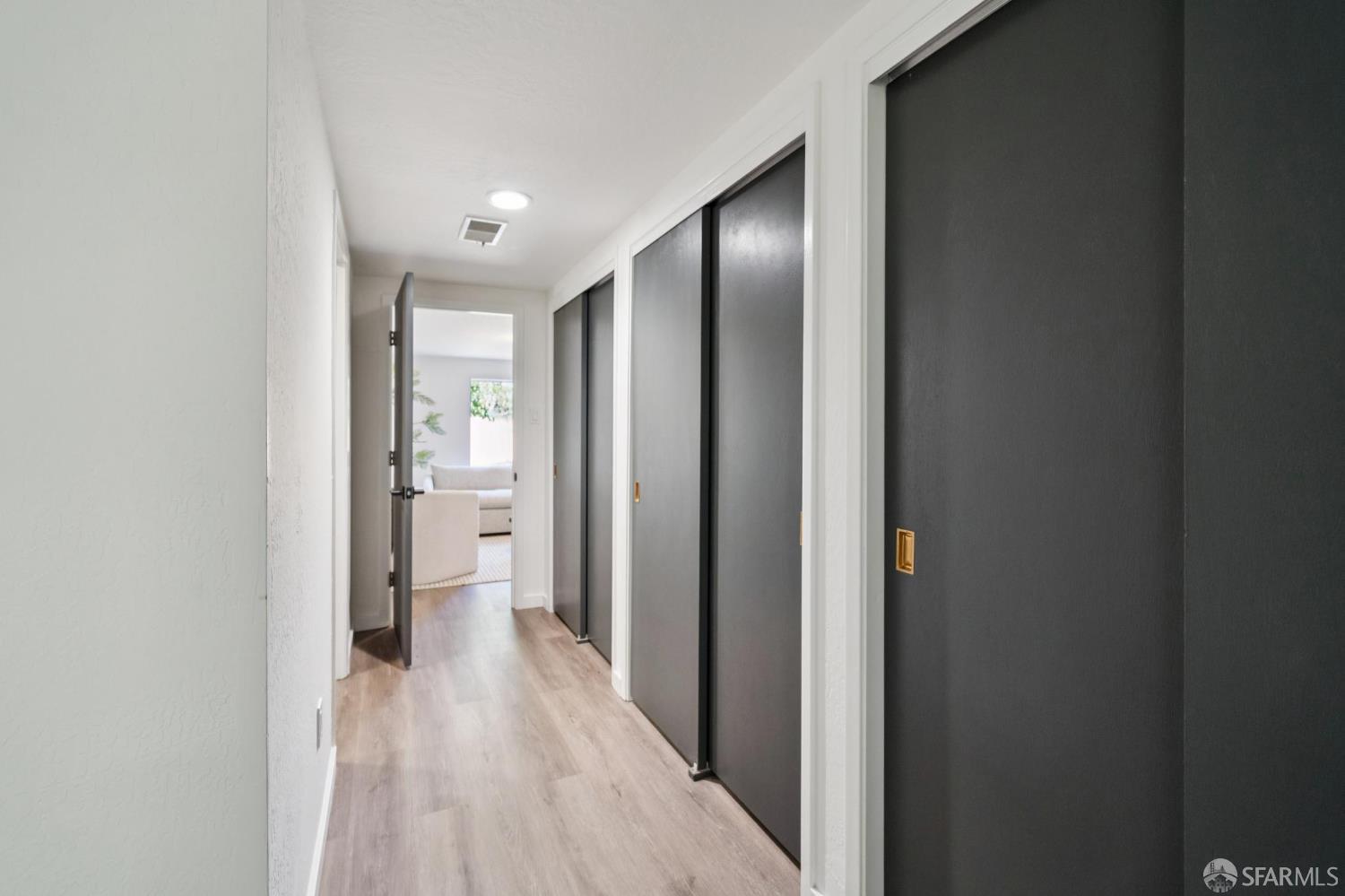 Detail Gallery Image 43 of 54 For 363 Prague St, San Francisco,  CA 94112 - 4 Beds | 2 Baths