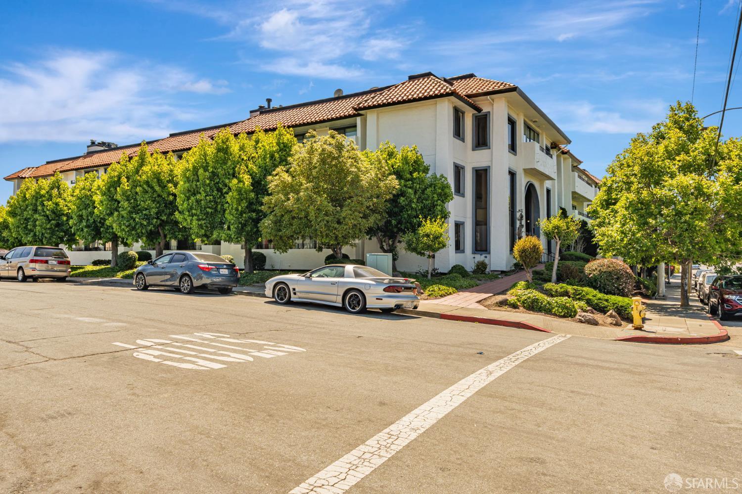 Detail Gallery Image 36 of 36 For 1396 El Camino Real #110,  Millbrae,  CA 94030 - 2 Beds | 2 Baths