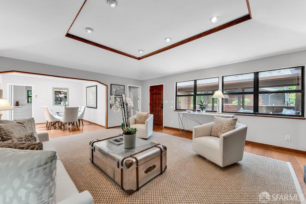 Detail Gallery Image 14 of 95 For 35 Ardilla Rd, Orinda,  CA 94563 - 4 Beds | 4 Baths