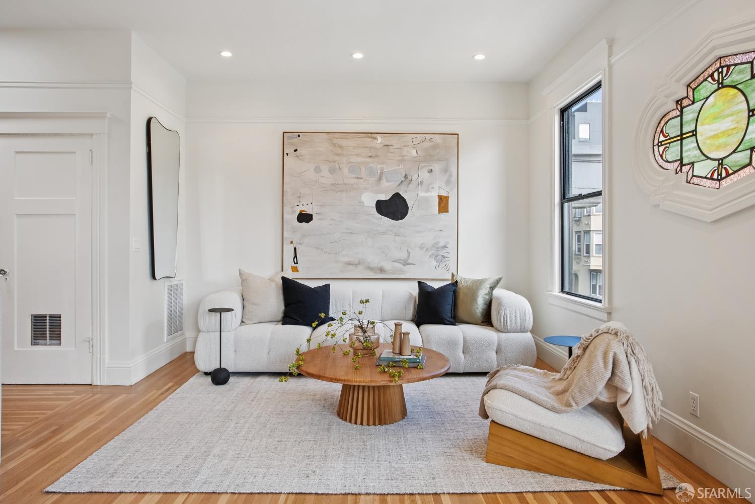 Detail Gallery Image 16 of 51 For 1396 Pacific Ave, San Francisco,  CA 94123 - 3 Beds | 2 Baths