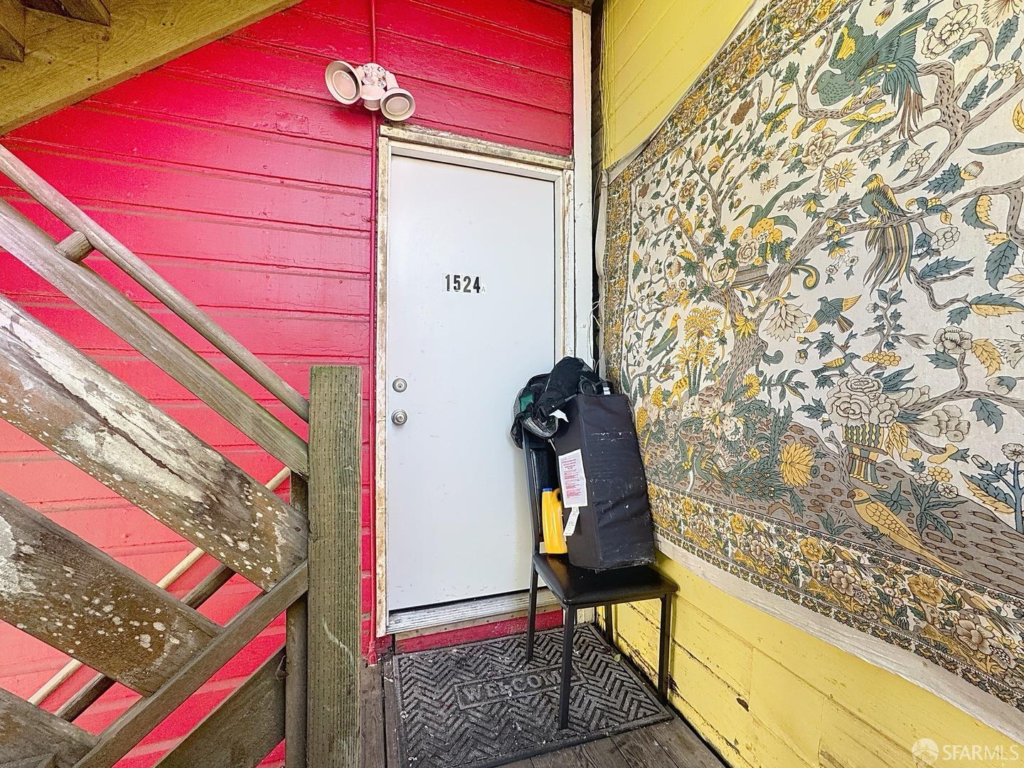 Detail Gallery Image 6 of 22 For 1524 Haight St, San Francisco,  CA 94117 - – Beds | – Baths