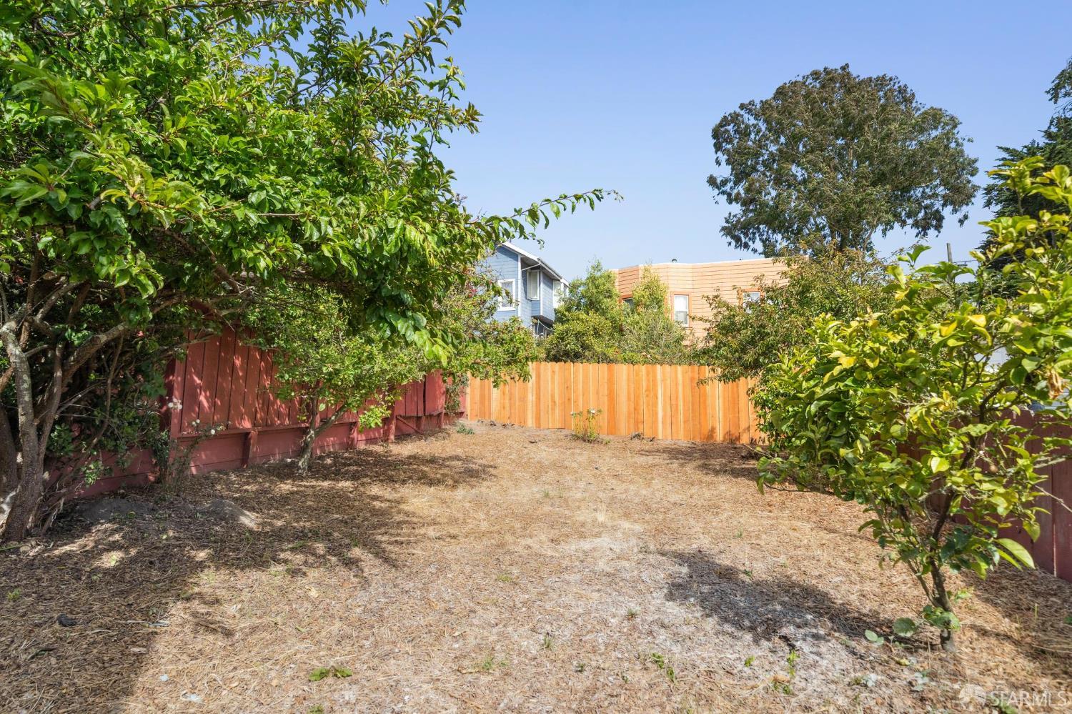 Detail Gallery Image 52 of 54 For 363 Prague St, San Francisco,  CA 94112 - 4 Beds | 2 Baths