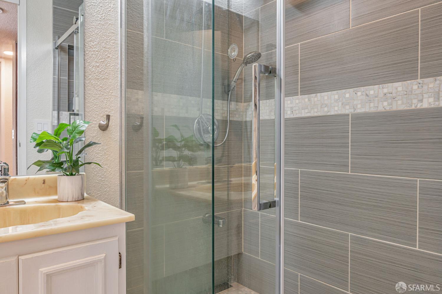 Detail Gallery Image 20 of 36 For 1396 El Camino Real #110,  Millbrae,  CA 94030 - 2 Beds | 2 Baths