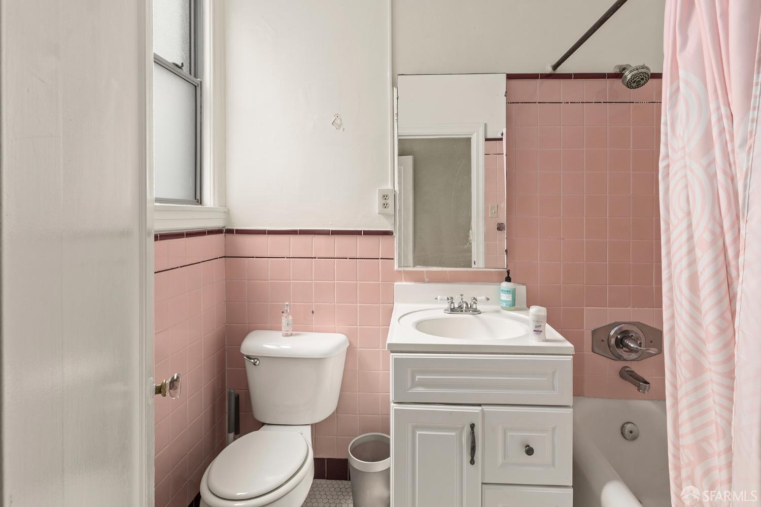 Detail Gallery Image 20 of 29 For 3820 Divisadero St, San Francisco,  CA 94123 - – Beds | – Baths
