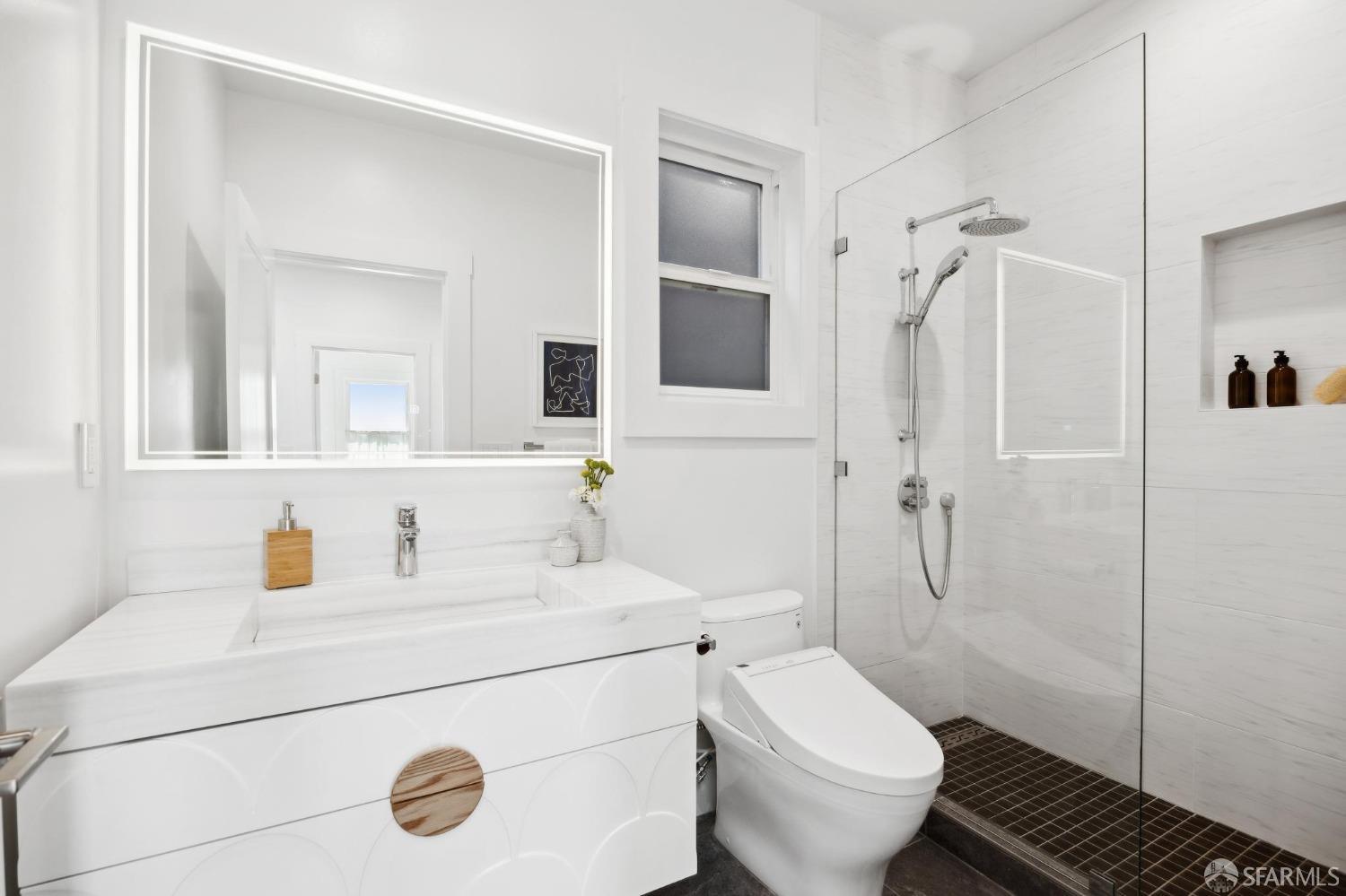 Detail Gallery Image 70 of 96 For 2418 21st Ave, San Francisco,  CA 94116 - 5 Beds | 3/1 Baths