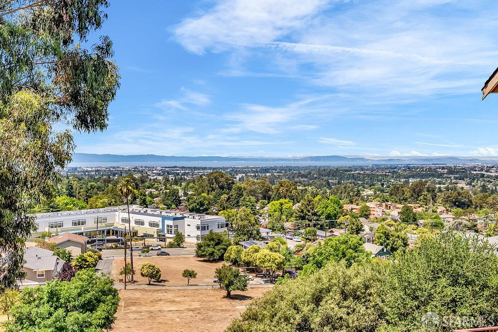 Detail Gallery Image 58 of 69 For 23599 Matthew Ct, Hayward,  CA 94541 - 3 Beds | 3 Baths