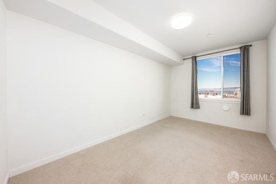 Detail Gallery Image 12 of 34 For 50 Jerrold Ave #304,  San Francisco,  CA 94124 - 2 Beds | 2 Baths