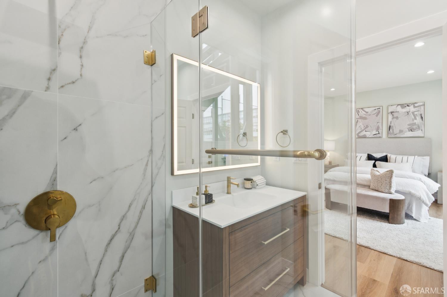 Detail Gallery Image 42 of 98 For 276 Seneca Ave, San Francisco,  CA 94112 - 5 Beds | 5 Baths