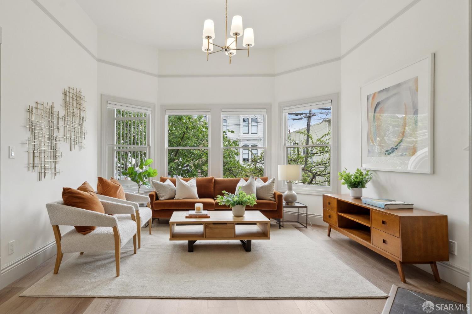 Photo #4: 425055844 Listing 