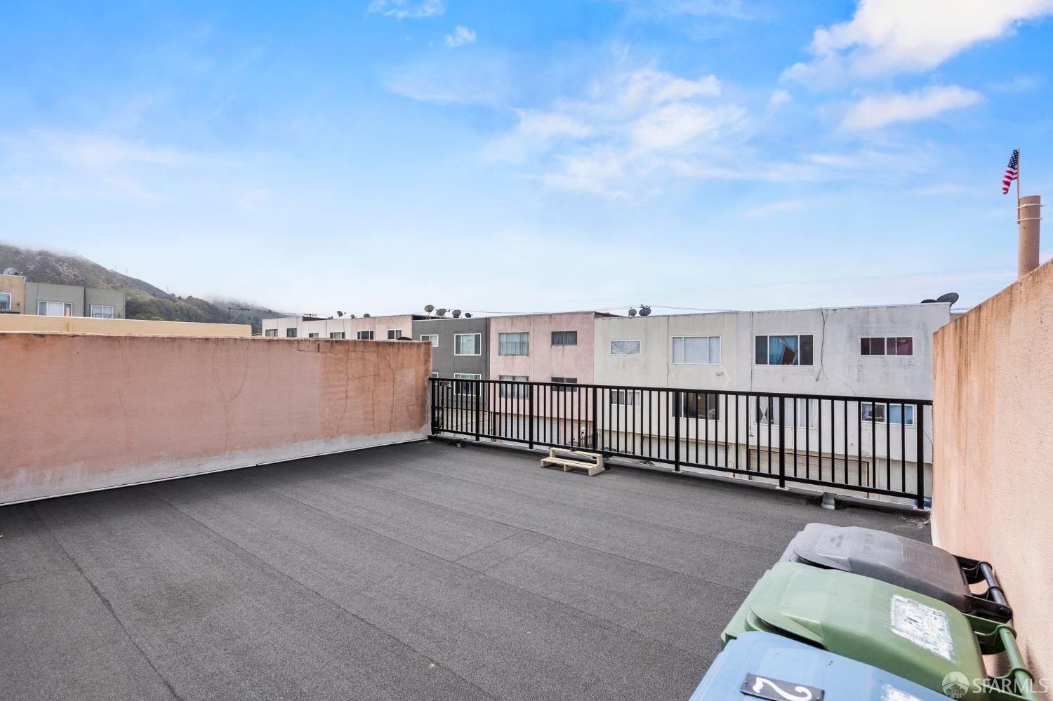 Detail Gallery Image 13 of 16 For 60 Garibaldi St, Daly City,  CA 94014 - – Beds | – Baths