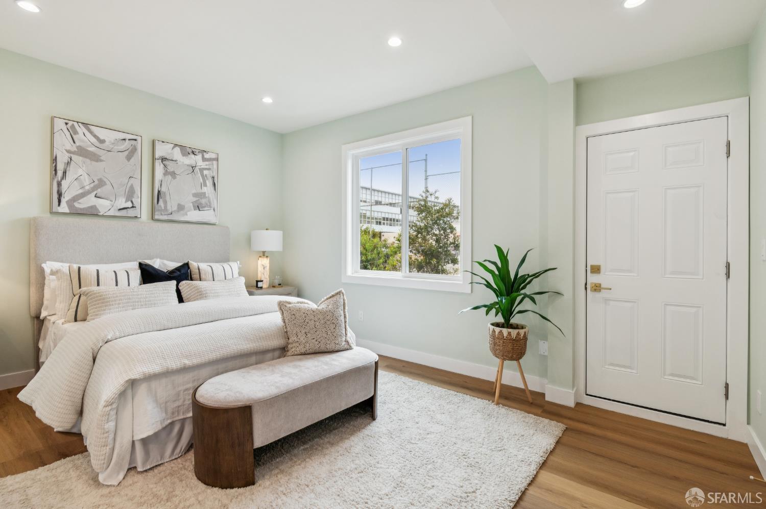 Detail Gallery Image 37 of 98 For 276 Seneca Ave, San Francisco,  CA 94112 - 5 Beds | 5 Baths