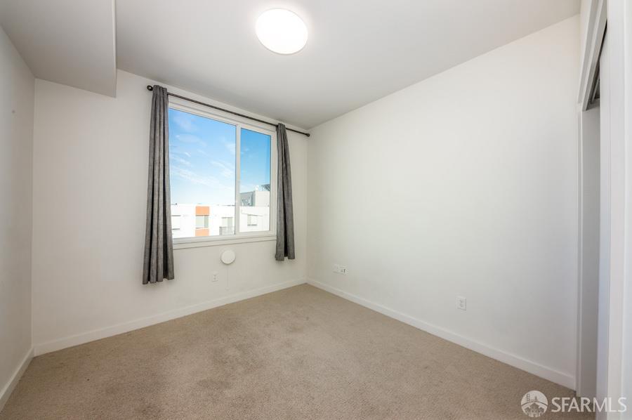 Detail Gallery Image 10 of 34 For 50 Jerrold Ave #304,  San Francisco,  CA 94124 - 2 Beds | 2 Baths