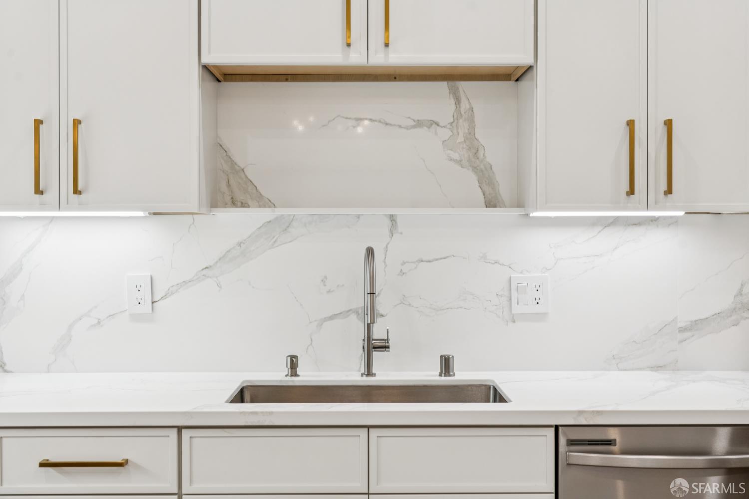 Detail Gallery Image 28 of 98 For 276 Seneca Ave, San Francisco,  CA 94112 - 5 Beds | 5 Baths