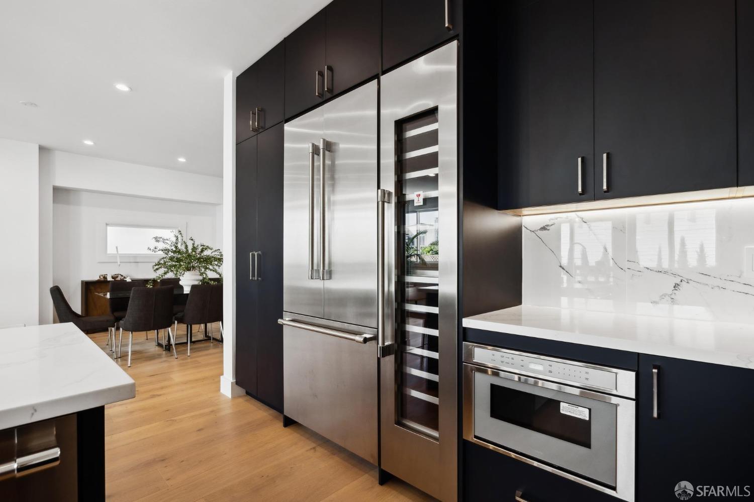 Detail Gallery Image 24 of 96 For 2418 21st Ave, San Francisco,  CA 94116 - 5 Beds | 3/1 Baths