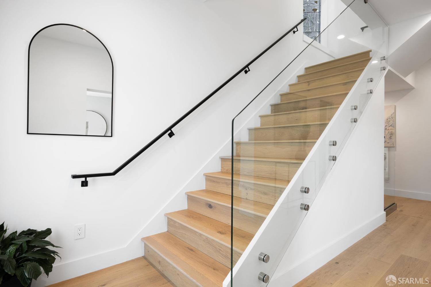 Detail Gallery Image 40 of 96 For 2418 21st Ave, San Francisco,  CA 94116 - 5 Beds | 3/1 Baths