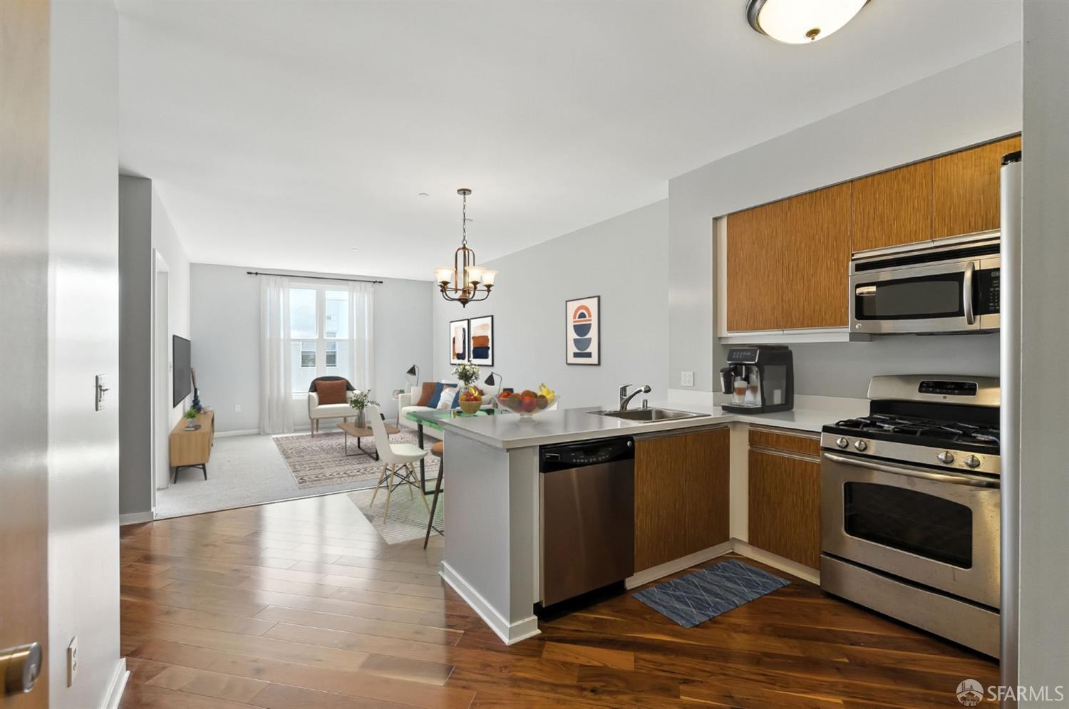 Detail Gallery Image 2 of 17 For 5800 3rd St #1401,  San Francisco,  CA 94124 - 1 Beds | 1 Baths