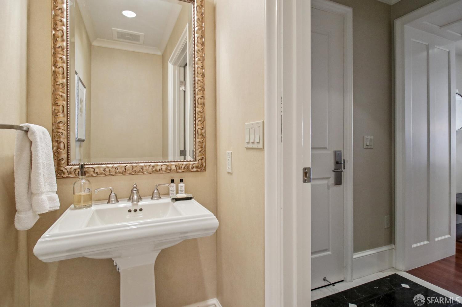 Detail Gallery Image 17 of 60 For 690 Market St #2103,  San Francisco,  CA 94104 - 2 Beds | 2 Baths