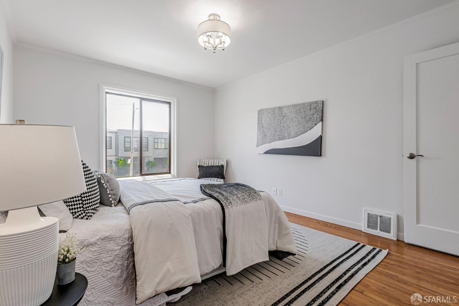 Detail Gallery Image 20 of 42 For 2930 Rivera St, San Francisco,  CA 94116 - 3 Beds | 3 Baths