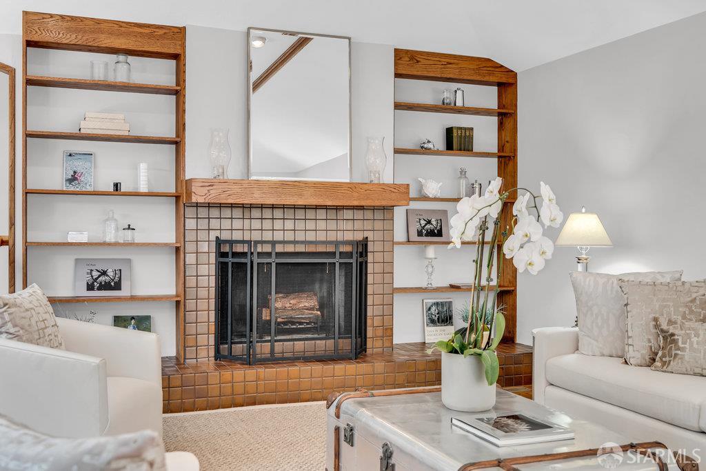 Detail Gallery Image 11 of 95 For 35 Ardilla Rd, Orinda,  CA 94563 - 4 Beds | 4 Baths