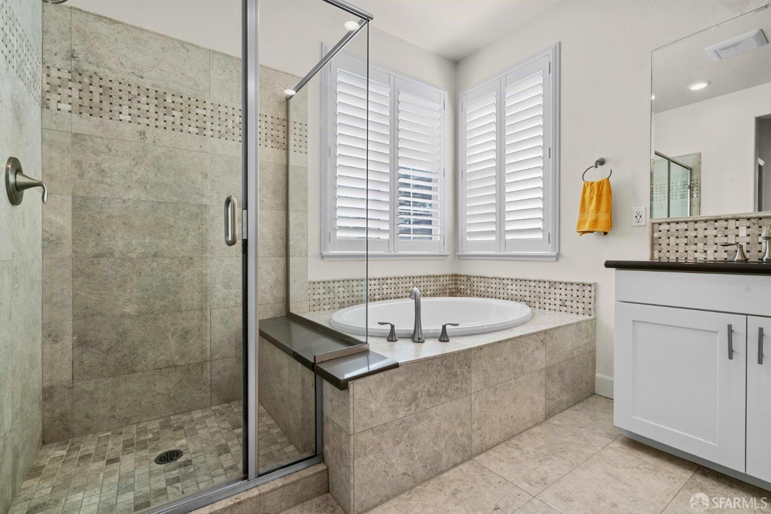 Detail Gallery Image 31 of 53 For 382 Crestview Cir, Daly City,  CA 94015 - 5 Beds | 4 Baths