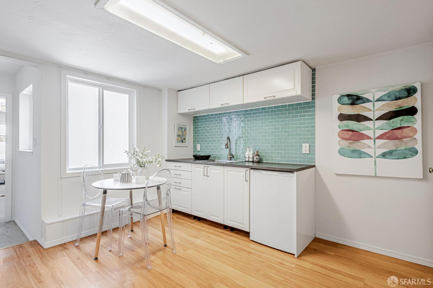 Detail Gallery Image 27 of 42 For 2930 Rivera St, San Francisco,  CA 94116 - 3 Beds | 3 Baths