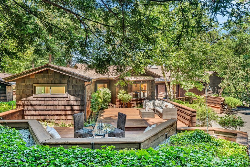 Detail Gallery Image 2 of 95 For 35 Ardilla Rd, Orinda,  CA 94563 - 4 Beds | 4 Baths