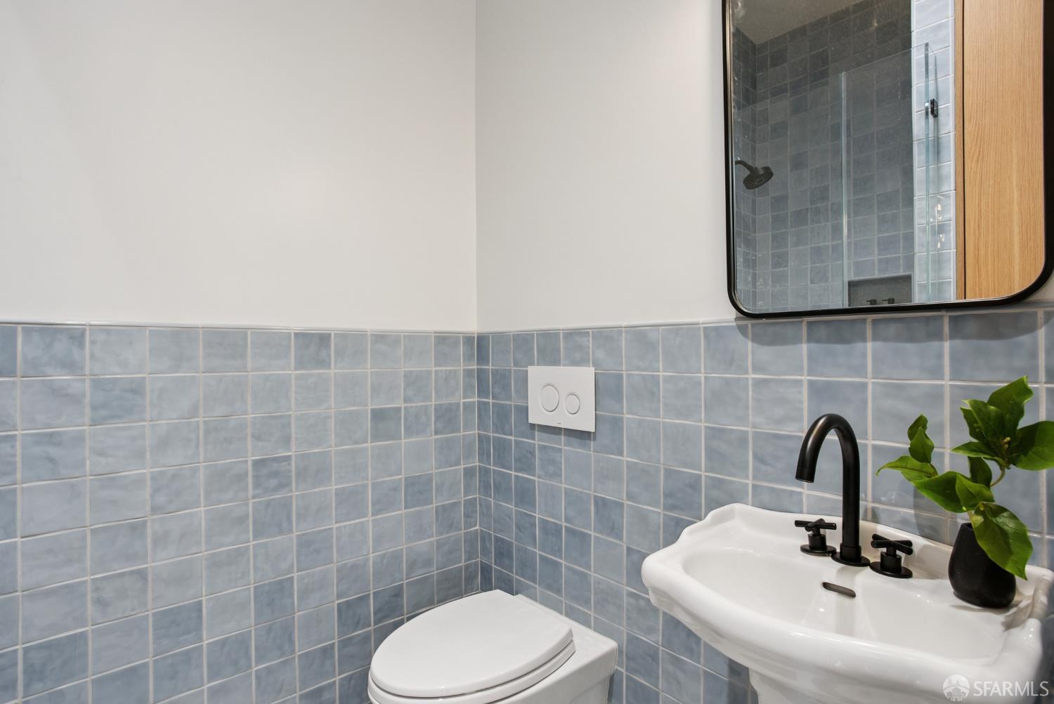 Detail Gallery Image 22 of 51 For 1396 Pacific Ave, San Francisco,  CA 94123 - 3 Beds | 2 Baths