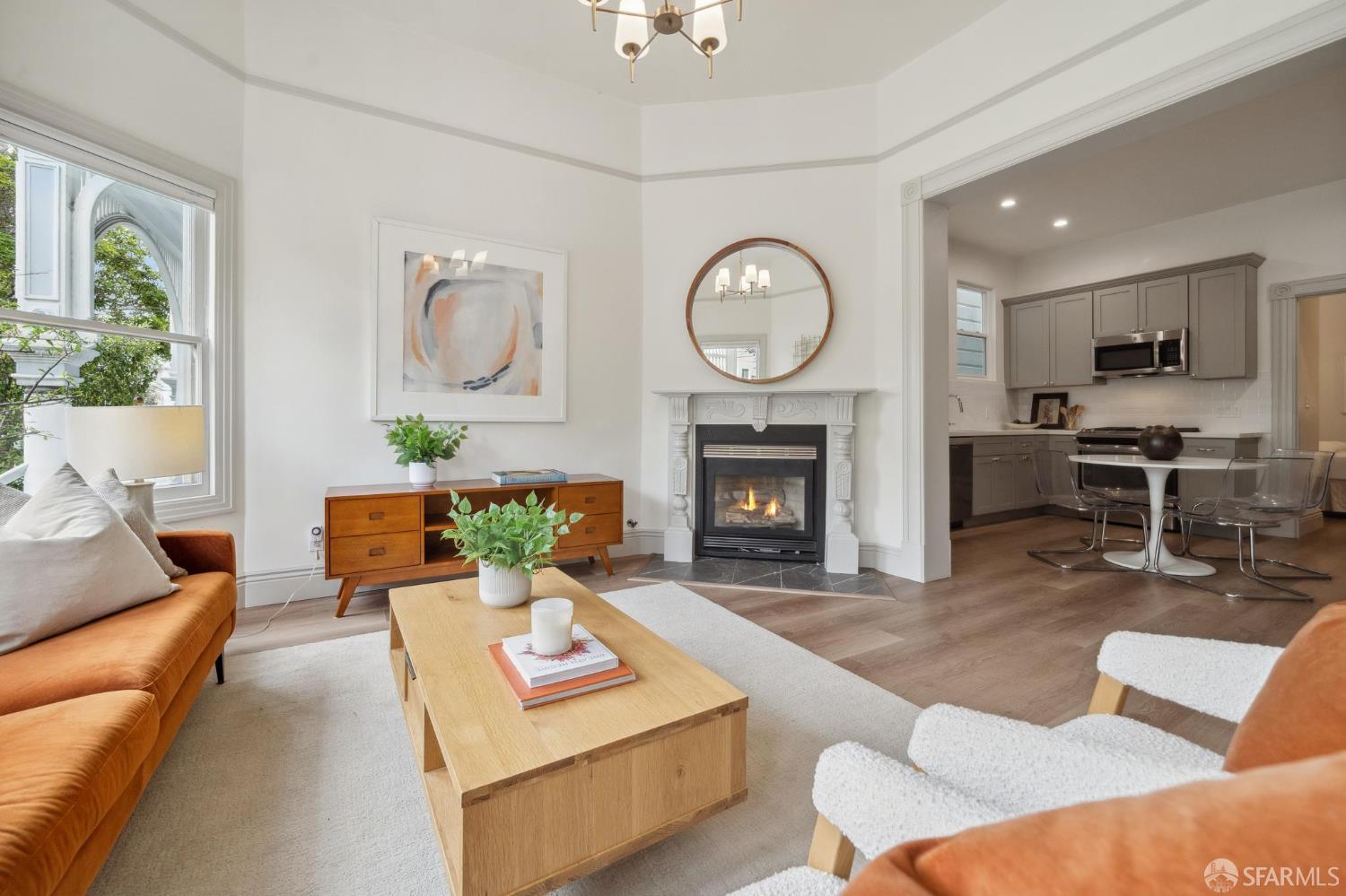Photo #8: 425055844 Listing: Photo #8