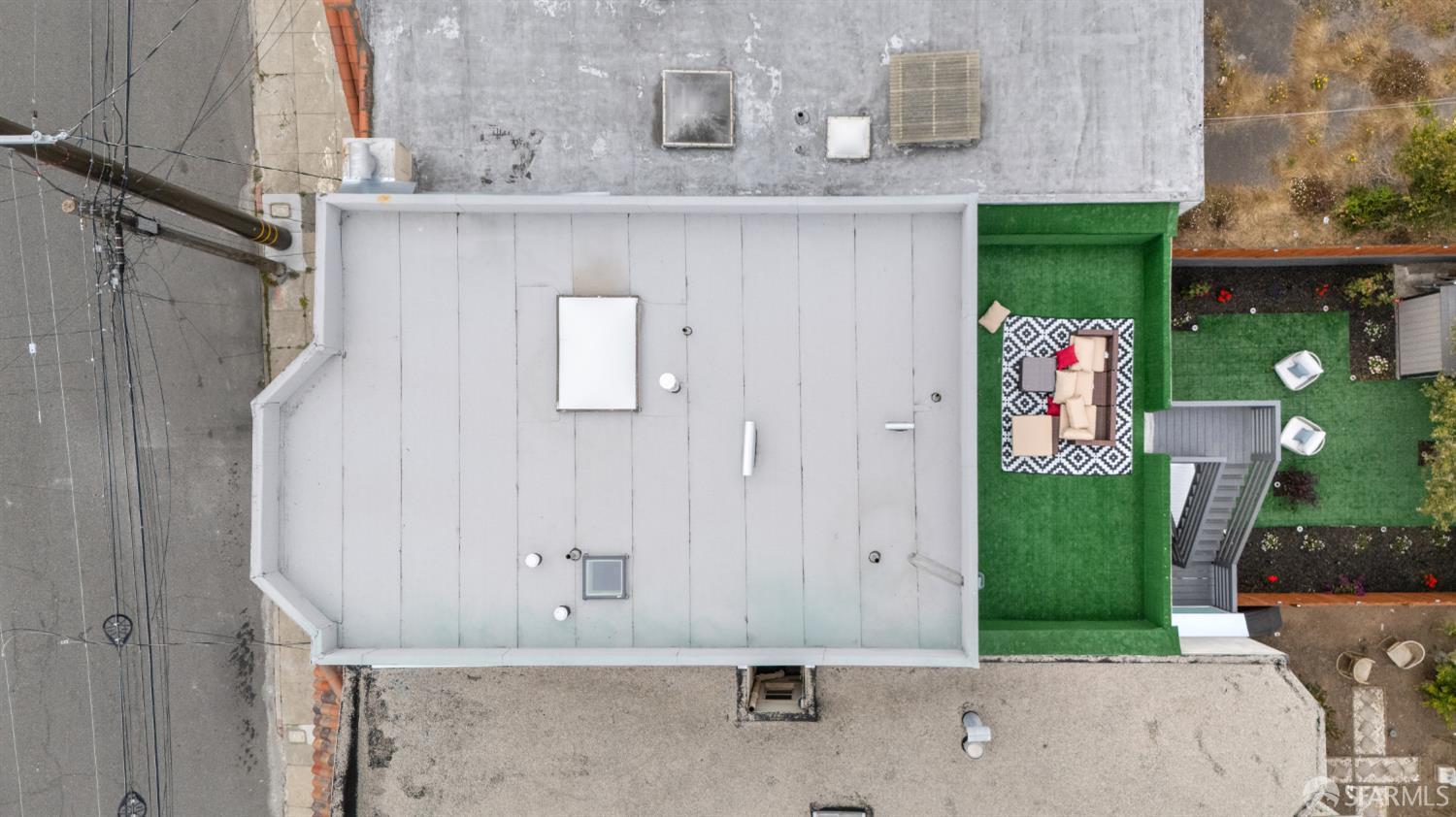 Detail Gallery Image 8 of 98 For 276 Seneca Ave, San Francisco,  CA 94112 - 5 Beds | 5 Baths